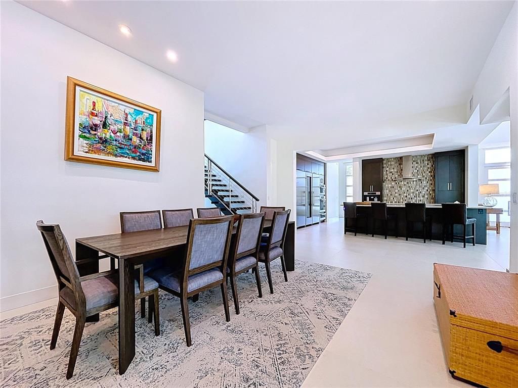 Dining room, Interior, Recessed Lighting