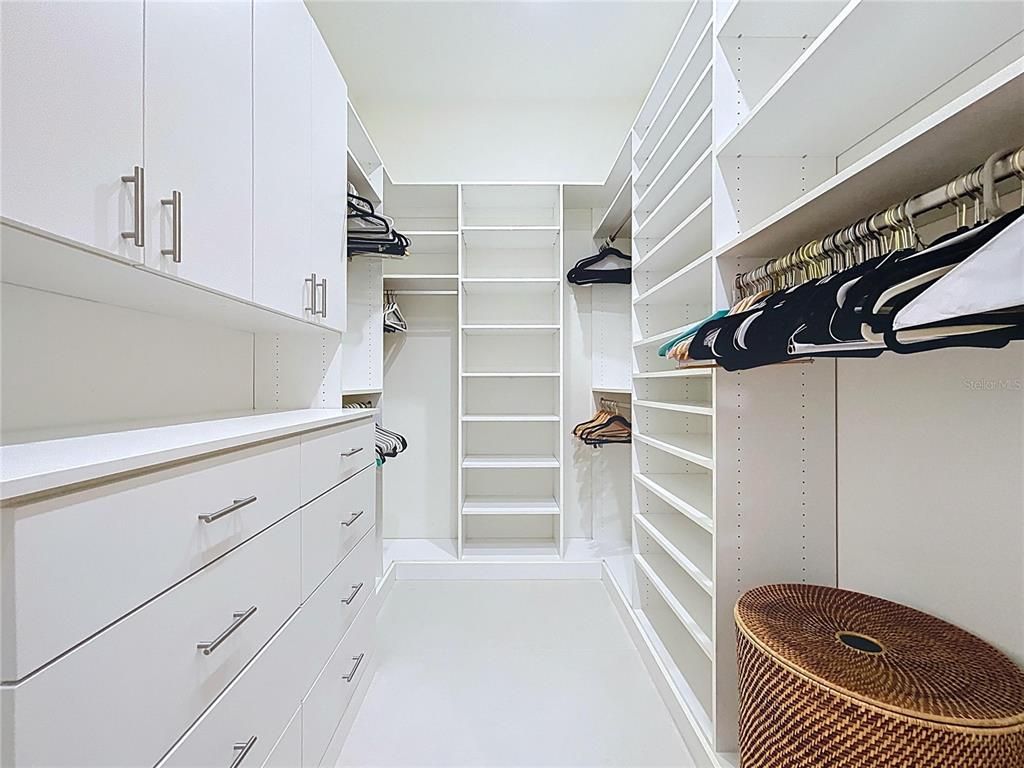 Interior, Walk-in Closets
