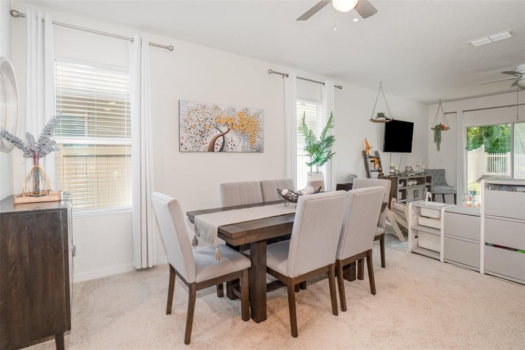 Dining room, Interior
