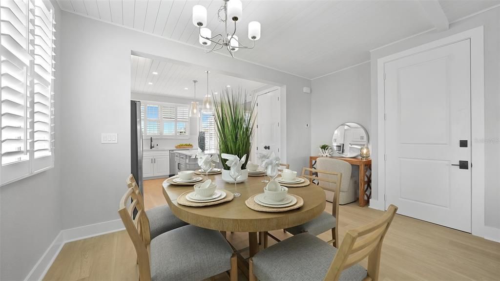 Chandelier, Dining room, Interior, Pendant Lights, Recessed Lighting, Wood Texture Flooring