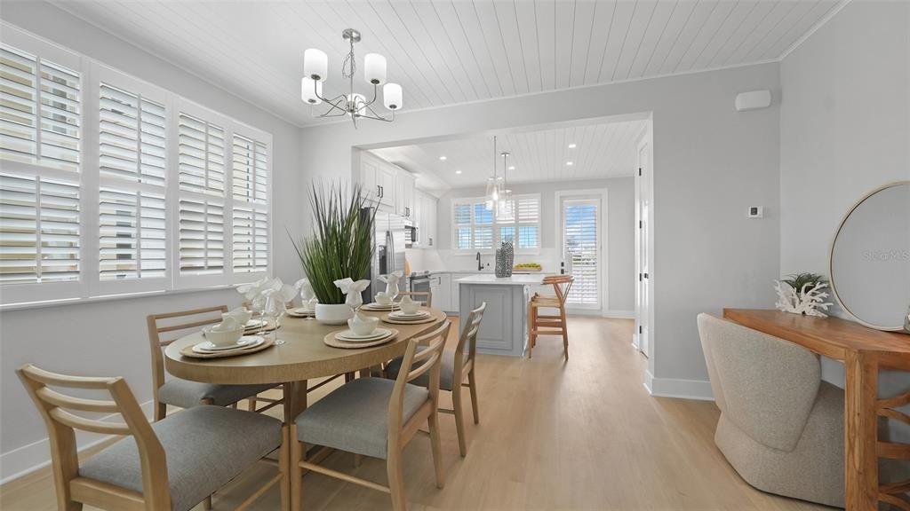 Chandelier, Dining room, Interior, Pendant Lights, Recessed Lighting, Wood Texture Flooring