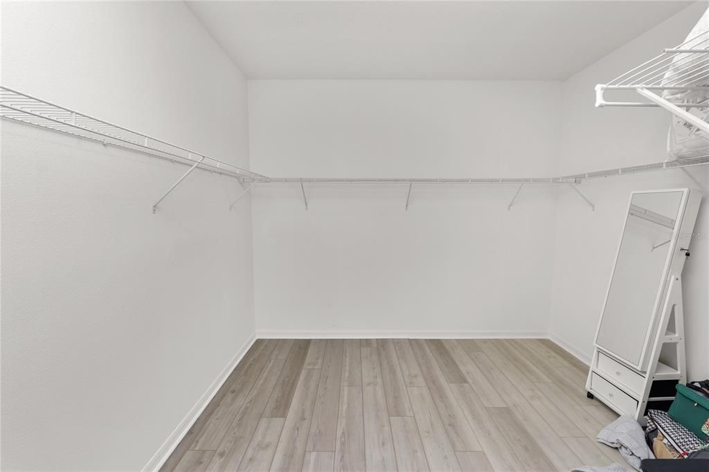 Interior, Walk-in Closets, Wood Texture Flooring