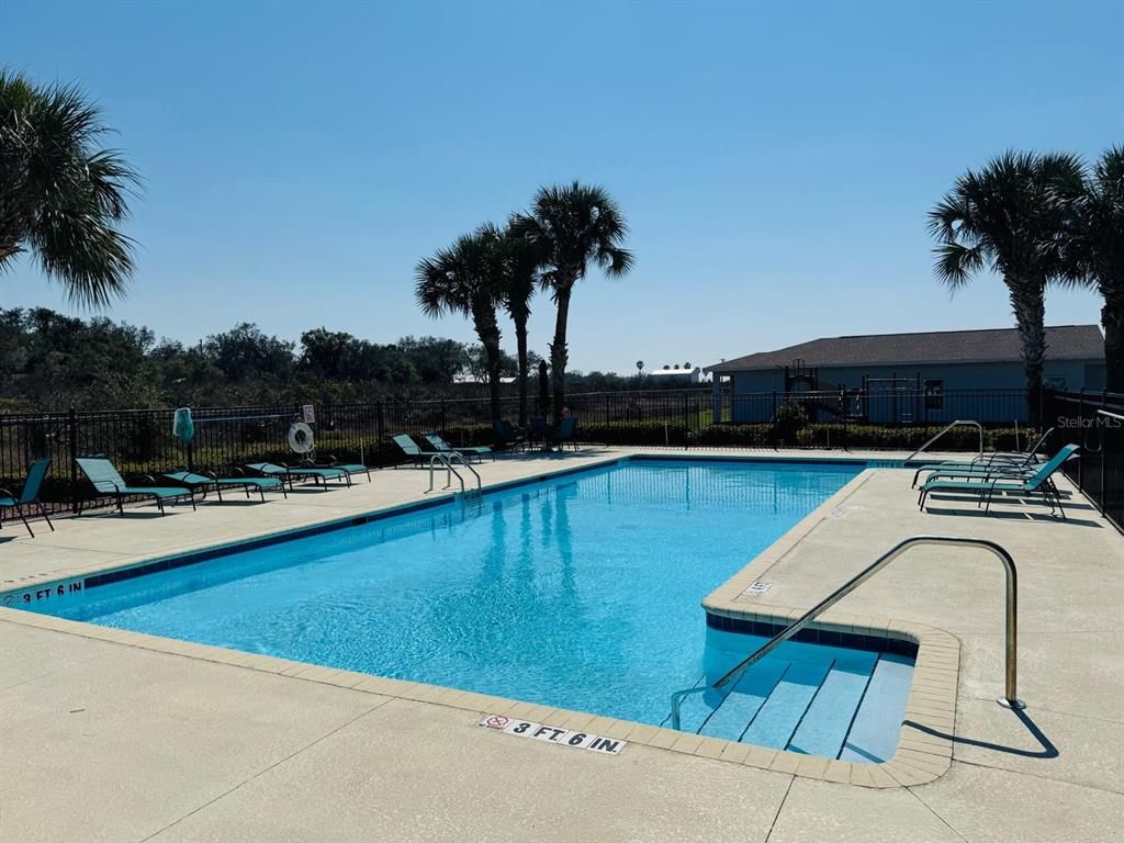 Exterior, Pool