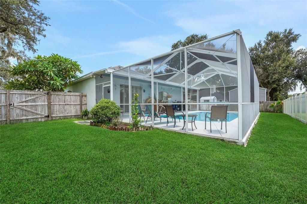 Backyard, Exterior