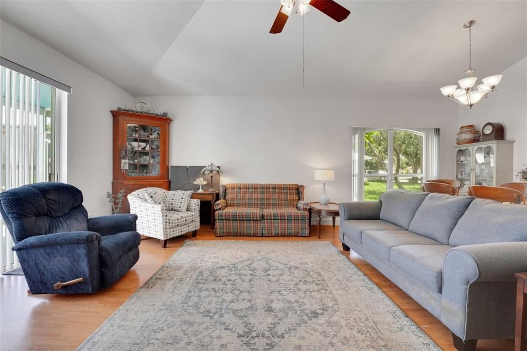 Chandelier, Interior, Living room, Pendant Lights, Wood Texture Flooring