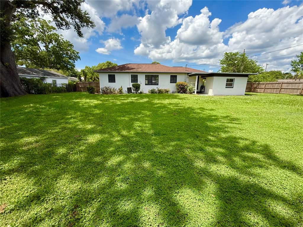 Backyard, Exterior