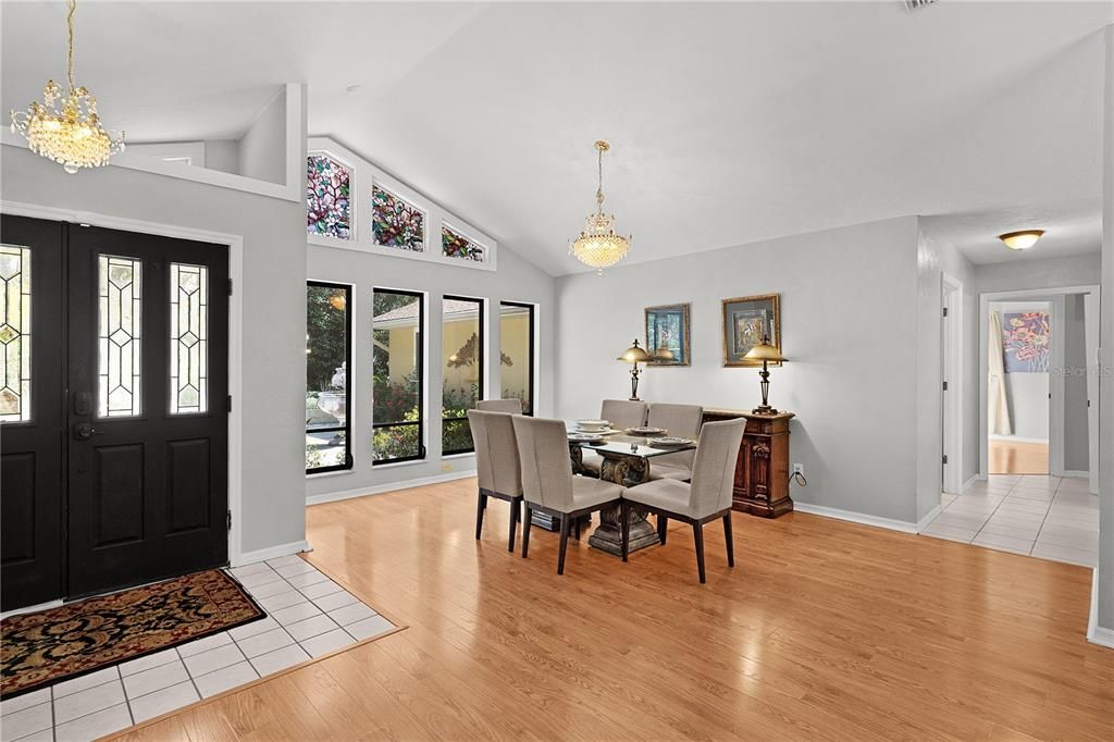Chandelier, Dining room, Interior, Pendant Lights, Wood Texture Flooring