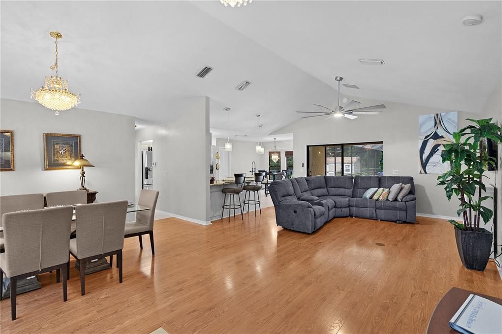 Chandelier, Dining room, Interior, Living room, Wood Texture Flooring