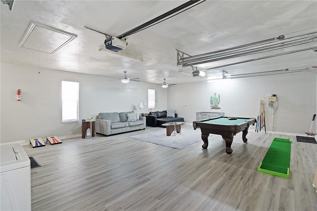 Billiard Table, Game Room, Interior, Wood Texture Flooring