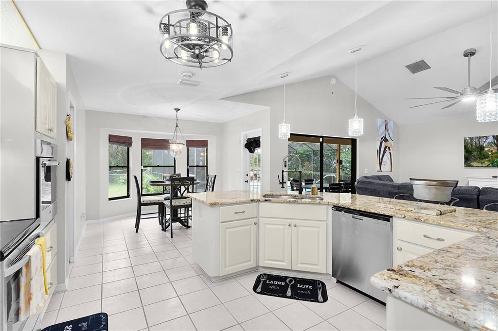 Dining room, Interior, Kitchen, Pendant Lights