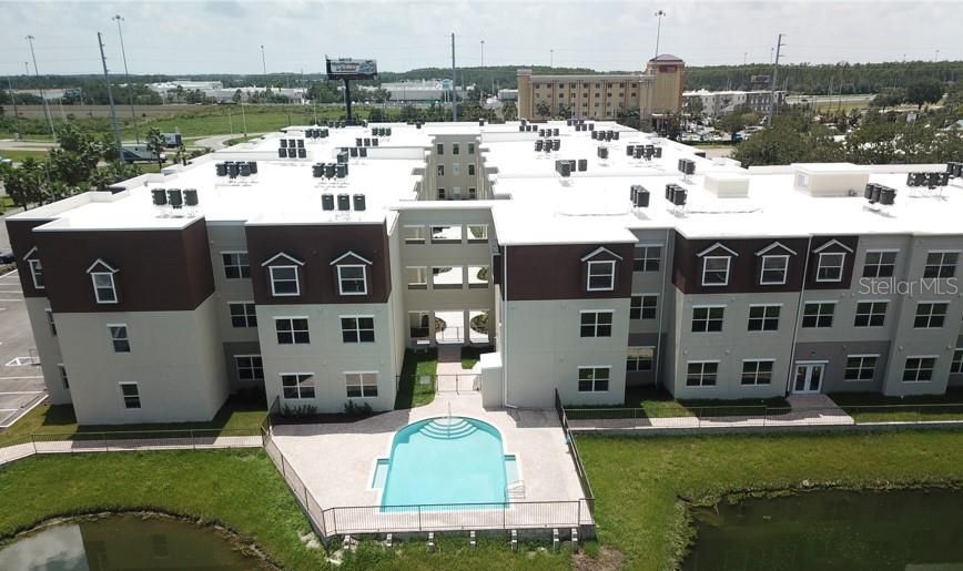 Exterior, Drone