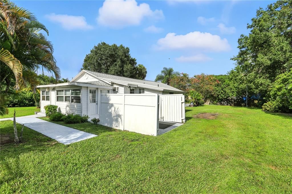 Backyard, Exterior