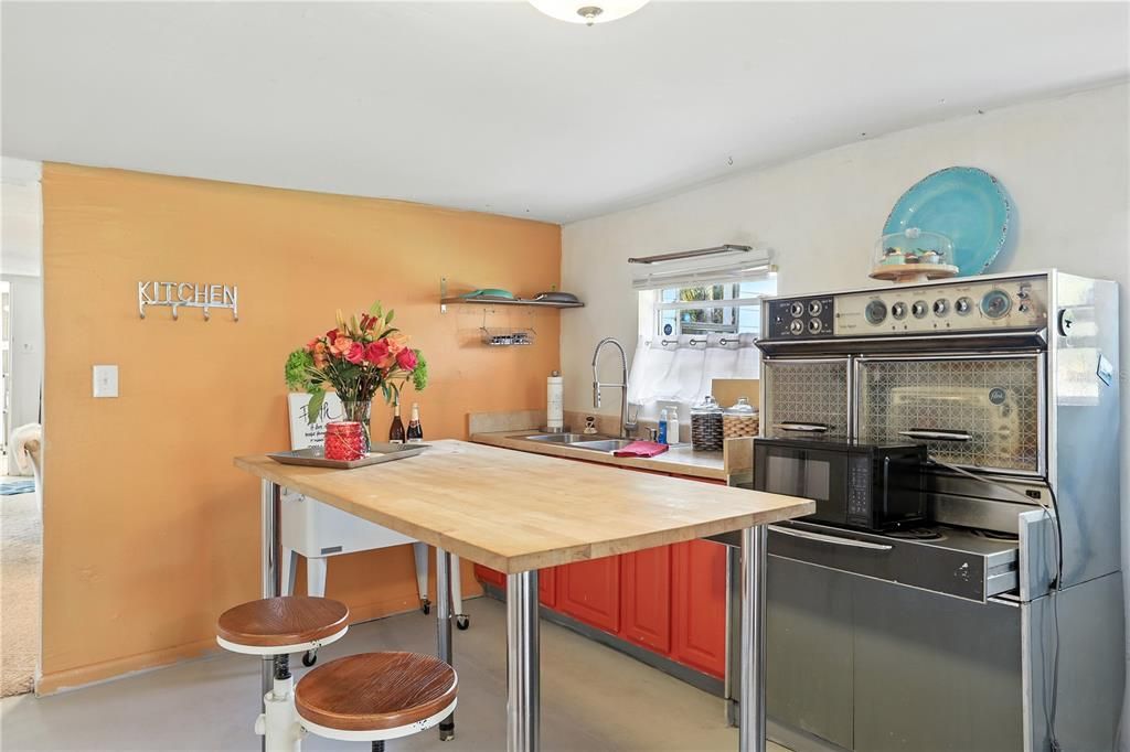 Interior, Kitchen, Stainless Steel Appliances