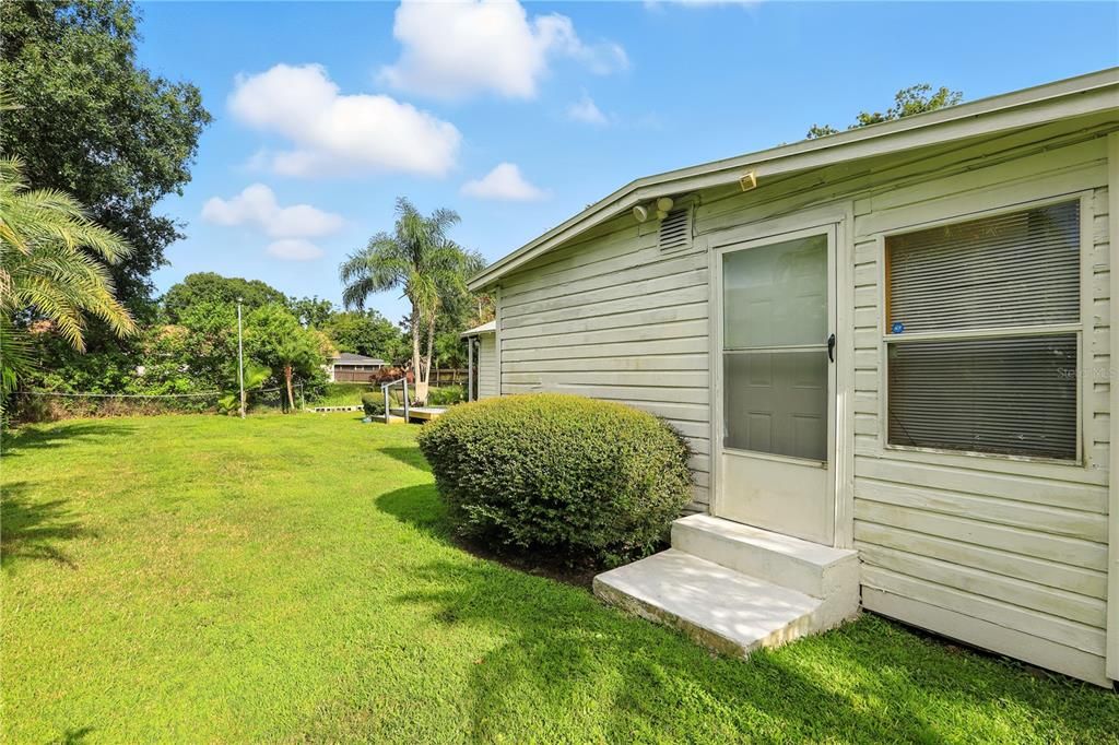 Backyard, Exterior