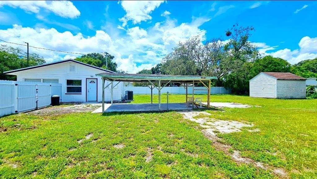 Backyard, Exterior