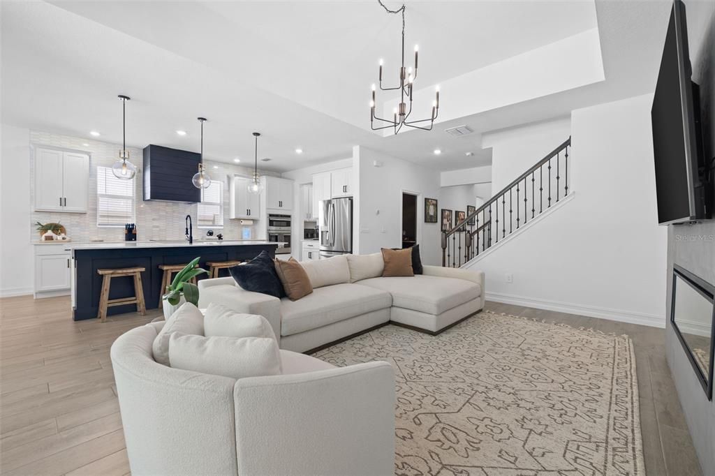 Interior, Kitchen, Living room, Pendant Lights, Recessed Lighting, Stainless Steel Appliances, Wood Texture Flooring