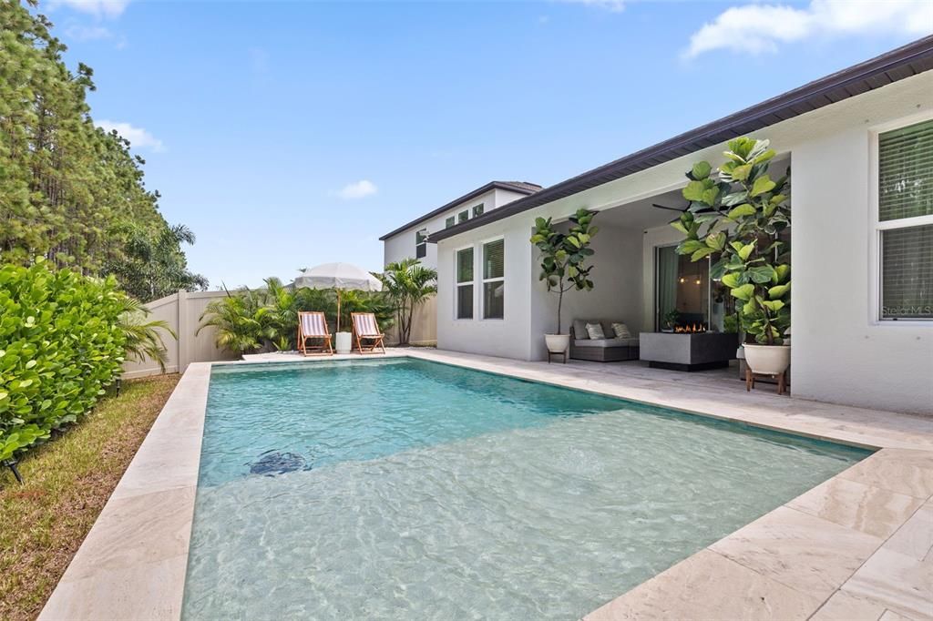 Exterior, Pool