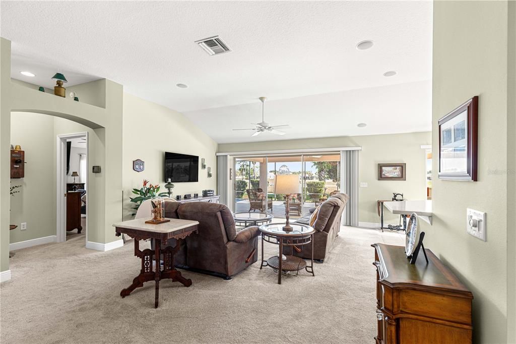 Dining room, Interior, Living room, Recessed Lighting