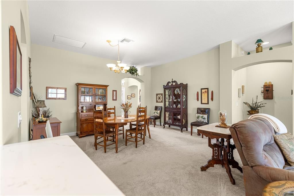 Chandelier, Dining room, Interior