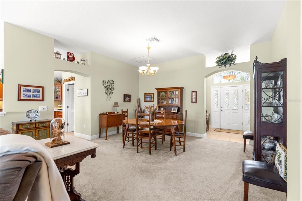 Chandelier, Dining room, Interior