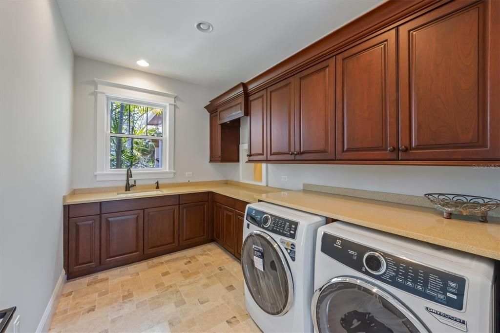 Interior, Recessed Lighting, Washer