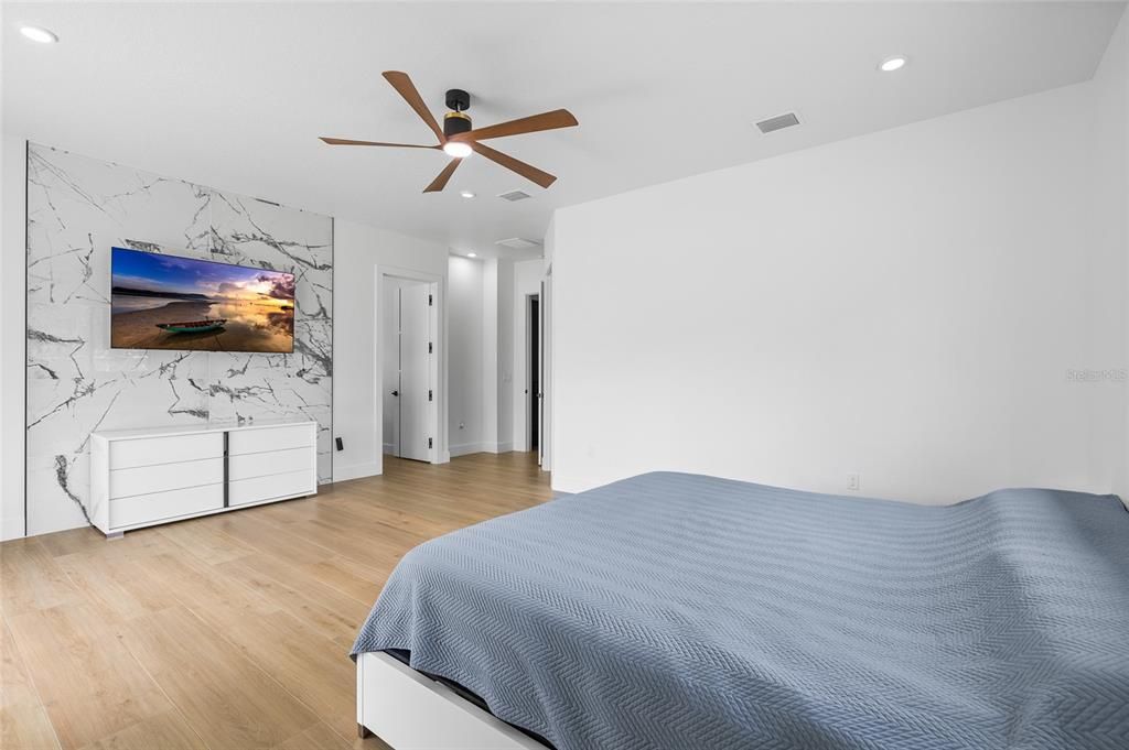 Bedroom, Interior, Marble Walls, Recessed Lighting, Wood Texture Flooring