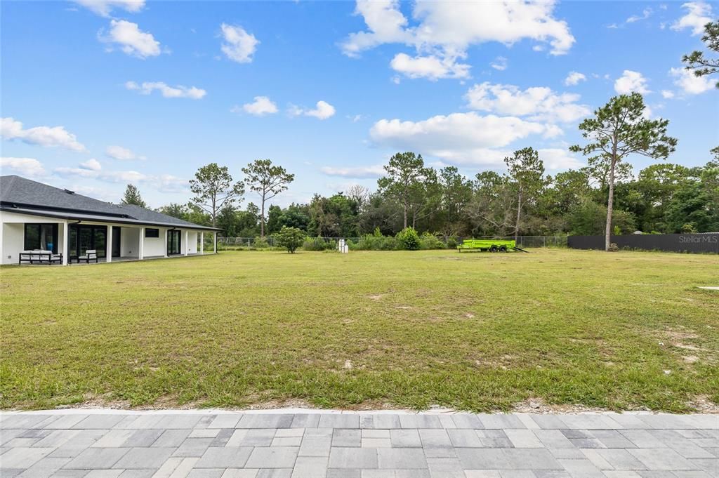 Backyard, Exterior