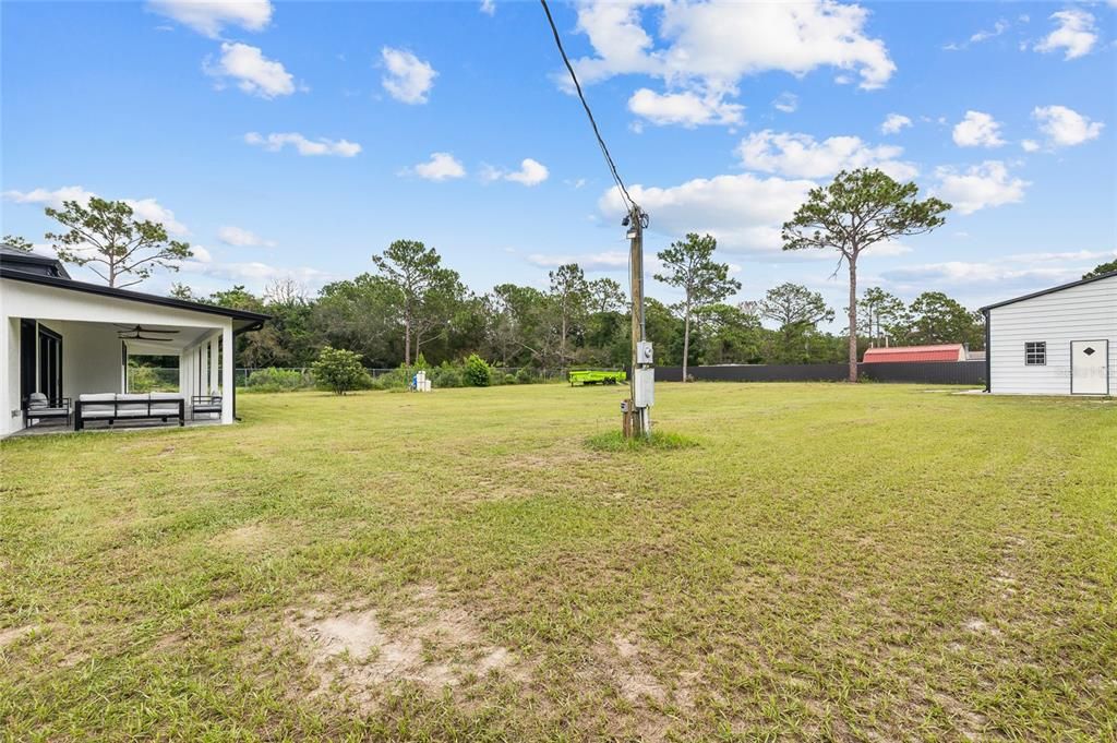 Backyard, Exterior