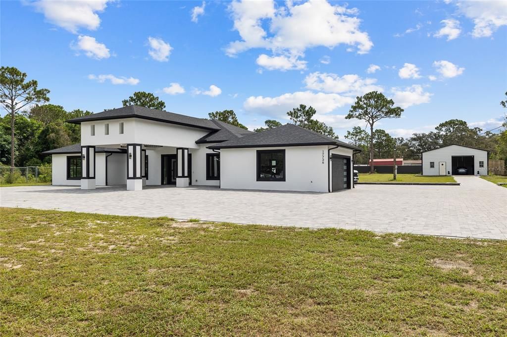 Backyard, Exterior