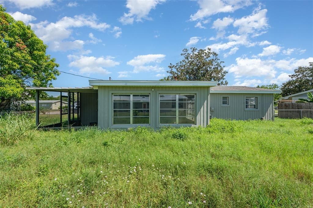 Backyard, Exterior