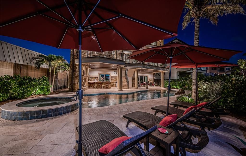 Exterior, Pool