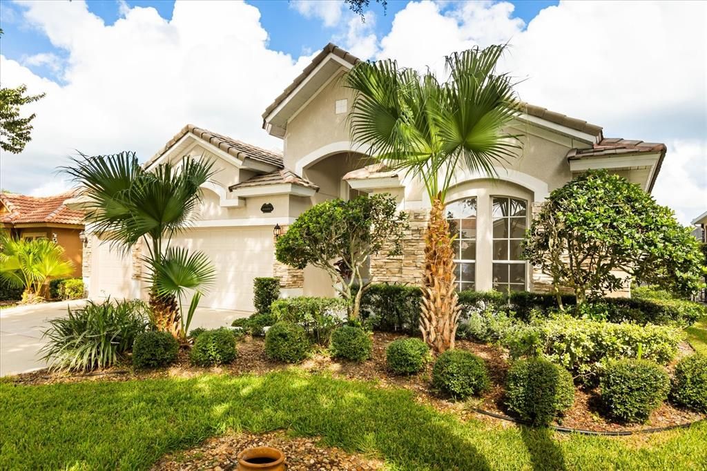Attached, Exterior, Facade, Mediterranean