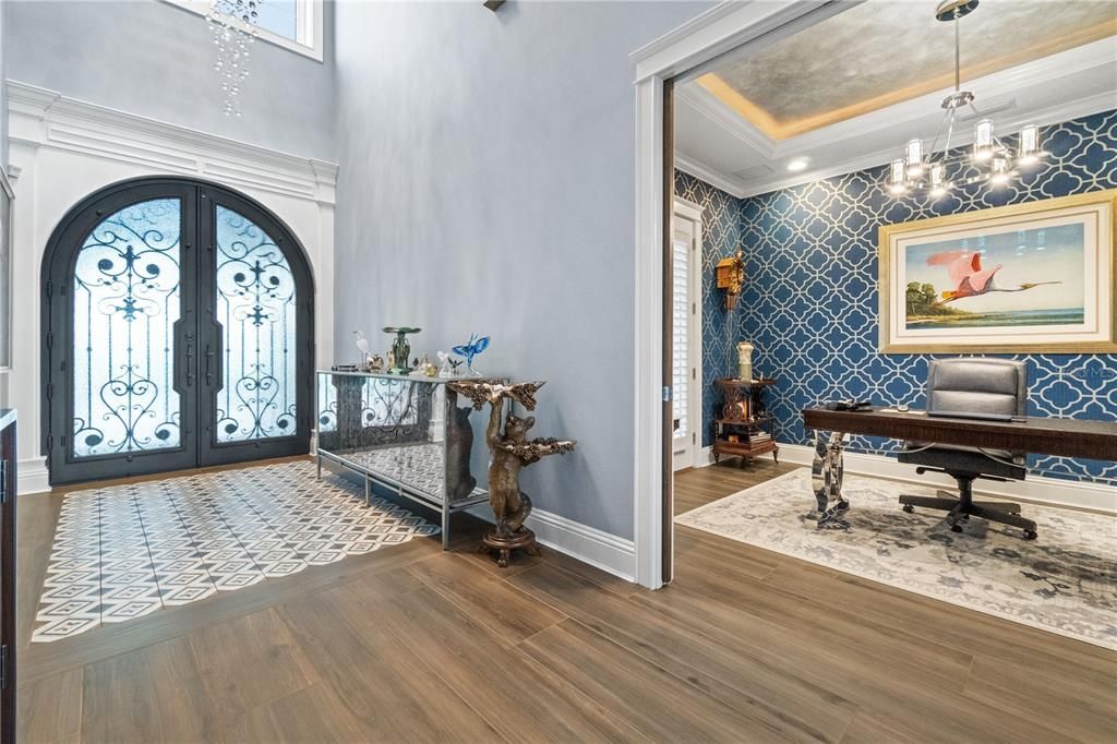 Chandelier, Home Office, Interior, Recessed Lighting, Wood Texture Flooring