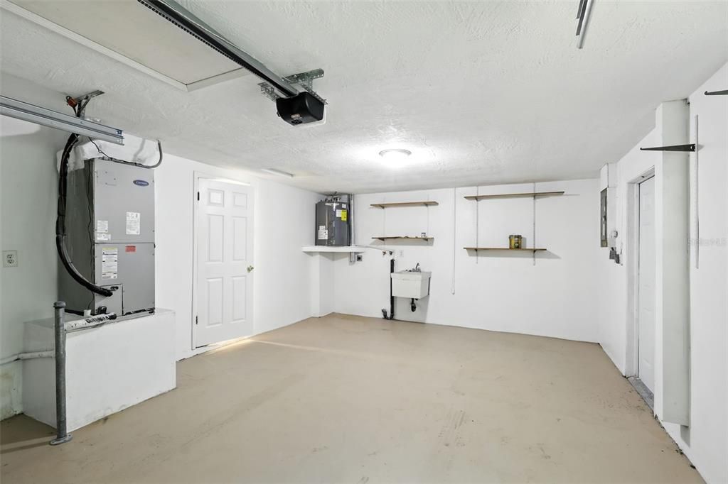 Garage, Interior