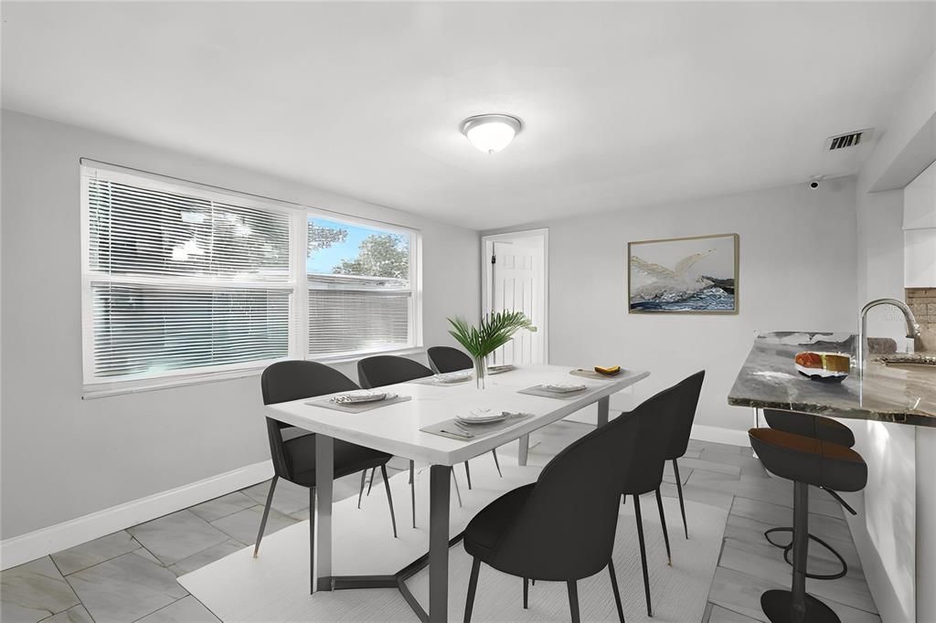 Dining room, Interior