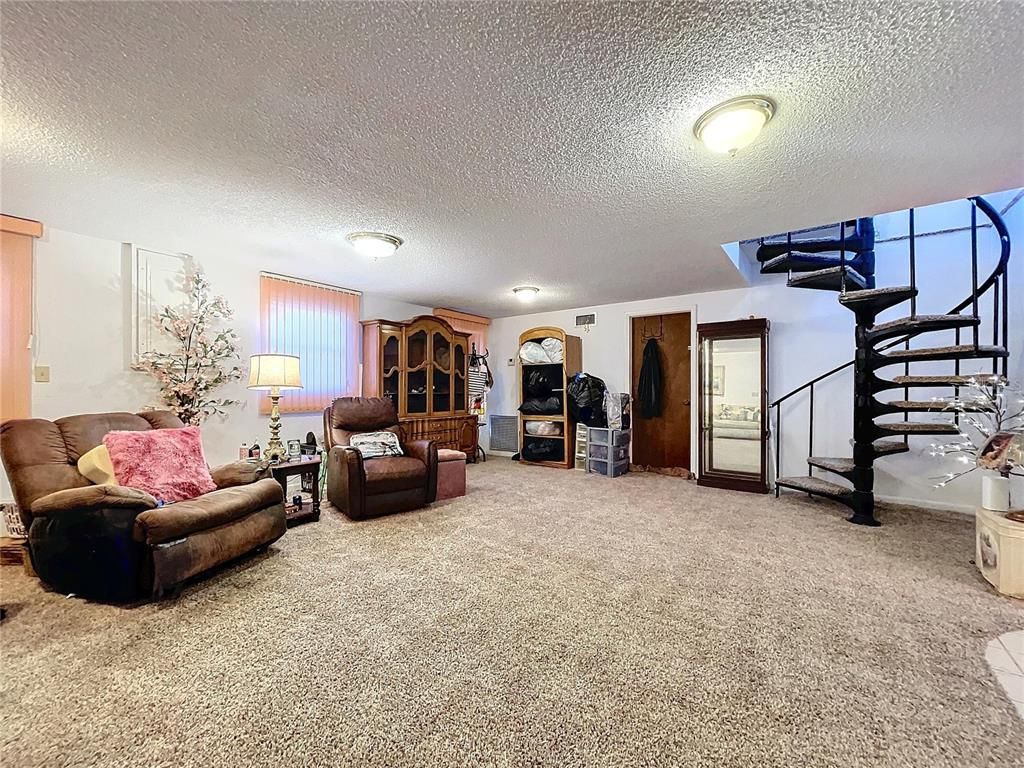 Fitness Equipment, Interior, Living room