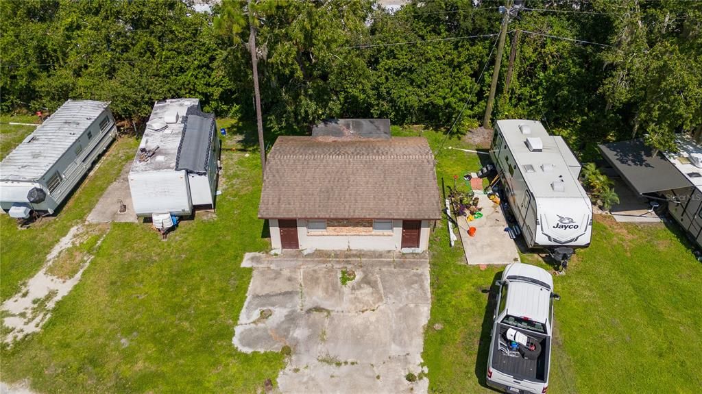 Exterior, Drone