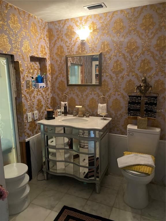Bathroom, Interior