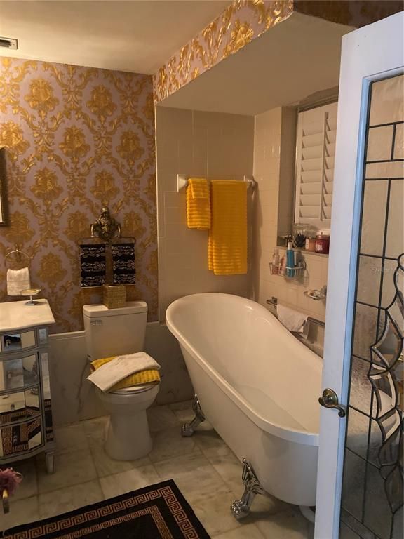 Bathroom, Free Standing Baths, Interior