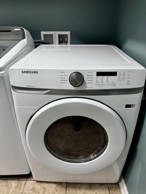 Interior, Washer