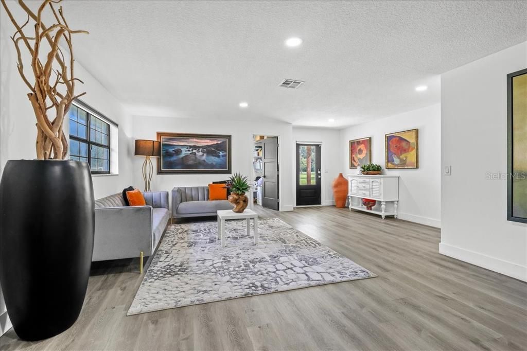 Interior, Living room, Recessed Lighting, Wood Texture Flooring