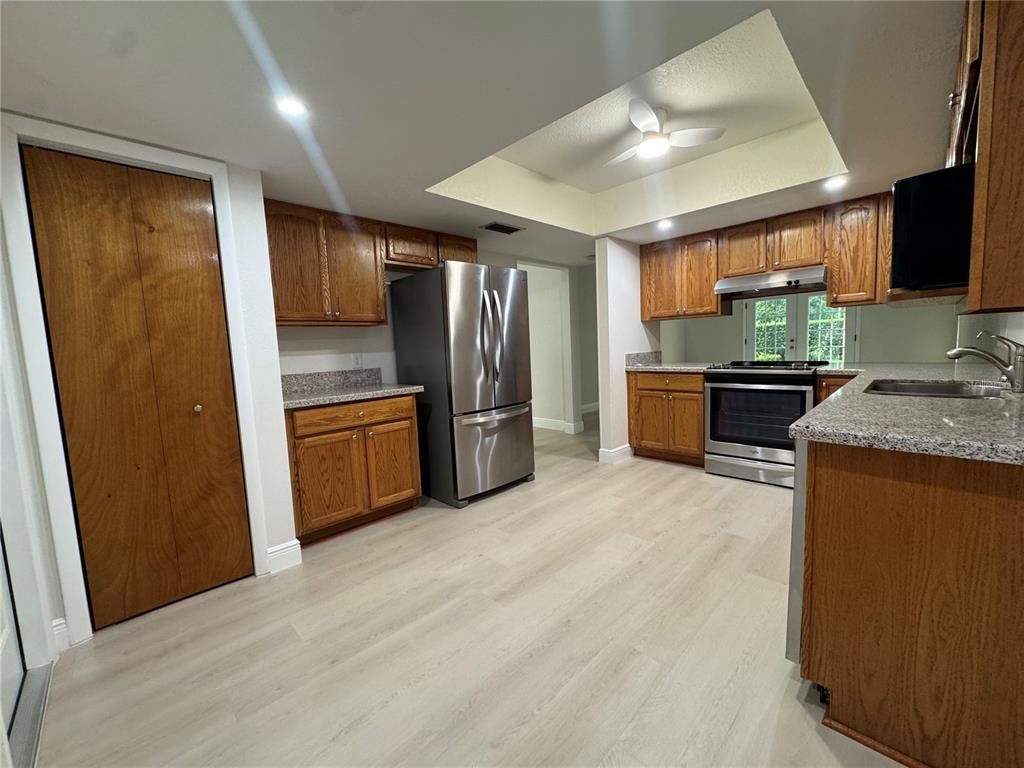 Interior, Kitchen, Recessed Lighting, Wood Texture Flooring