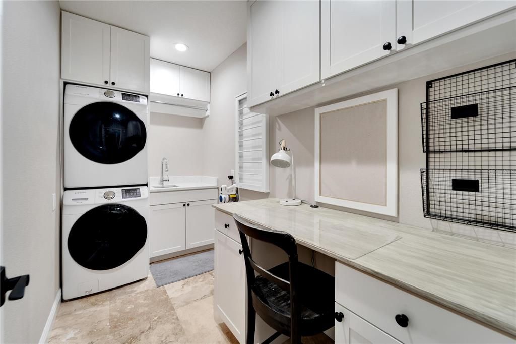 Interior, Recessed Lighting, Utility Closets, Washer