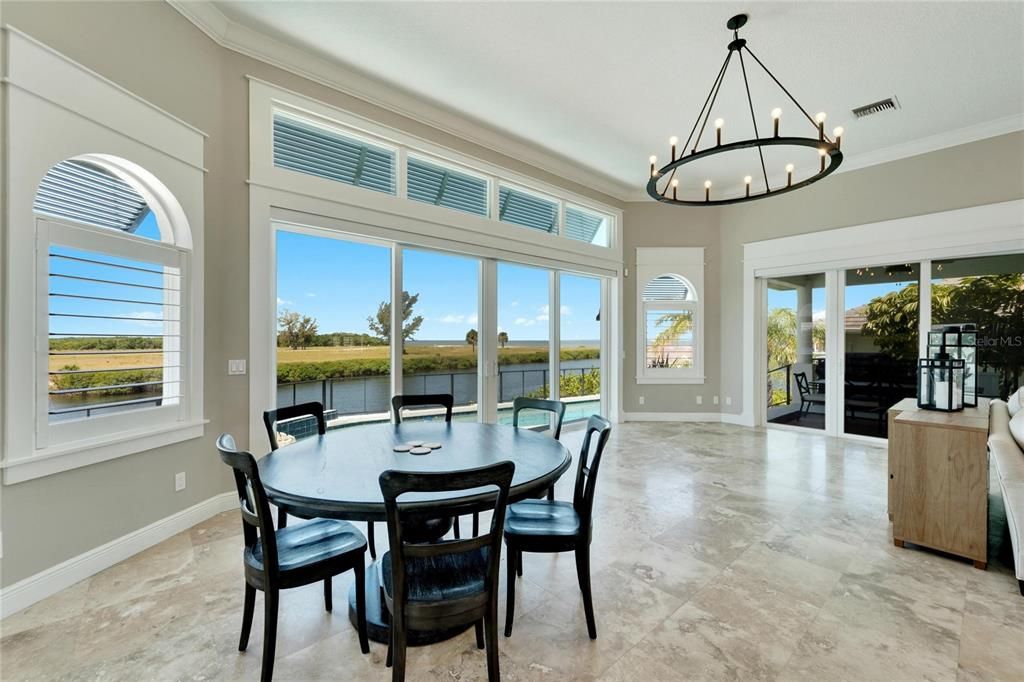 Chandelier, Dining room, Interior, Pendant Lights, Water
