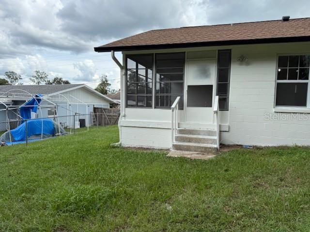 Backyard, Exterior
