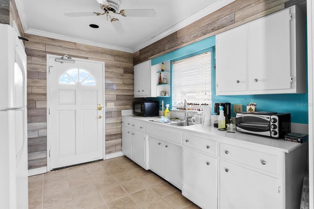 Interior, Kitchen, Wooden Walls