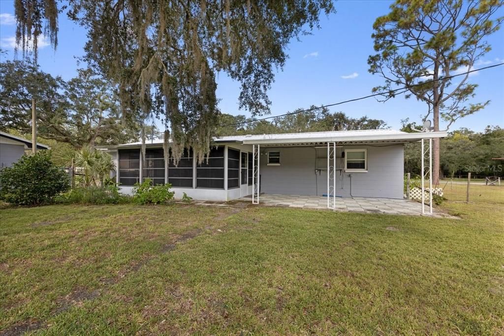 Backyard, Exterior