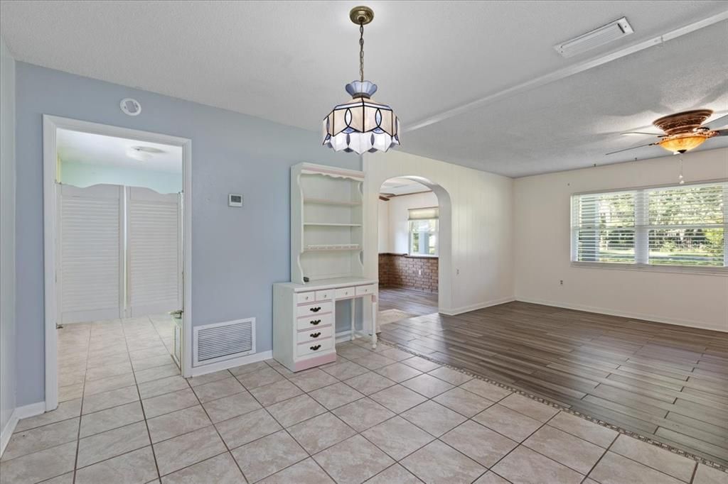 Chandelier, Empty room, Interior, Pendant Lights, Wood Texture Flooring