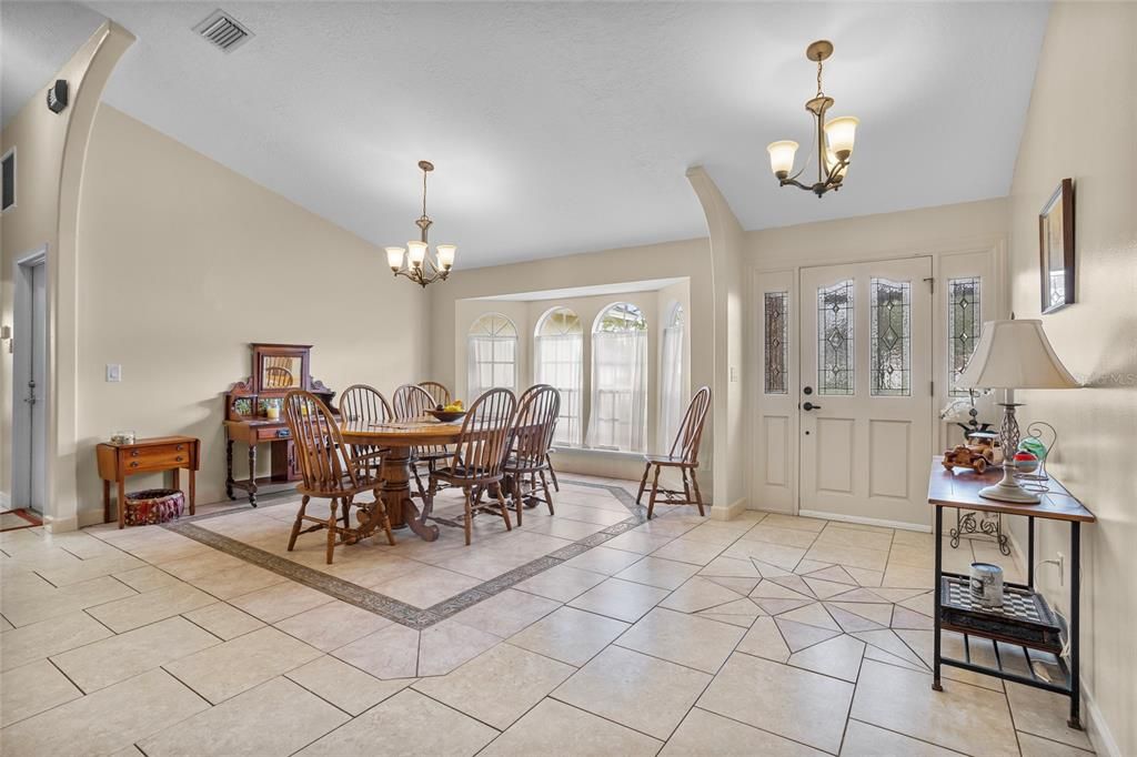 Chandelier, Dining room, Interior