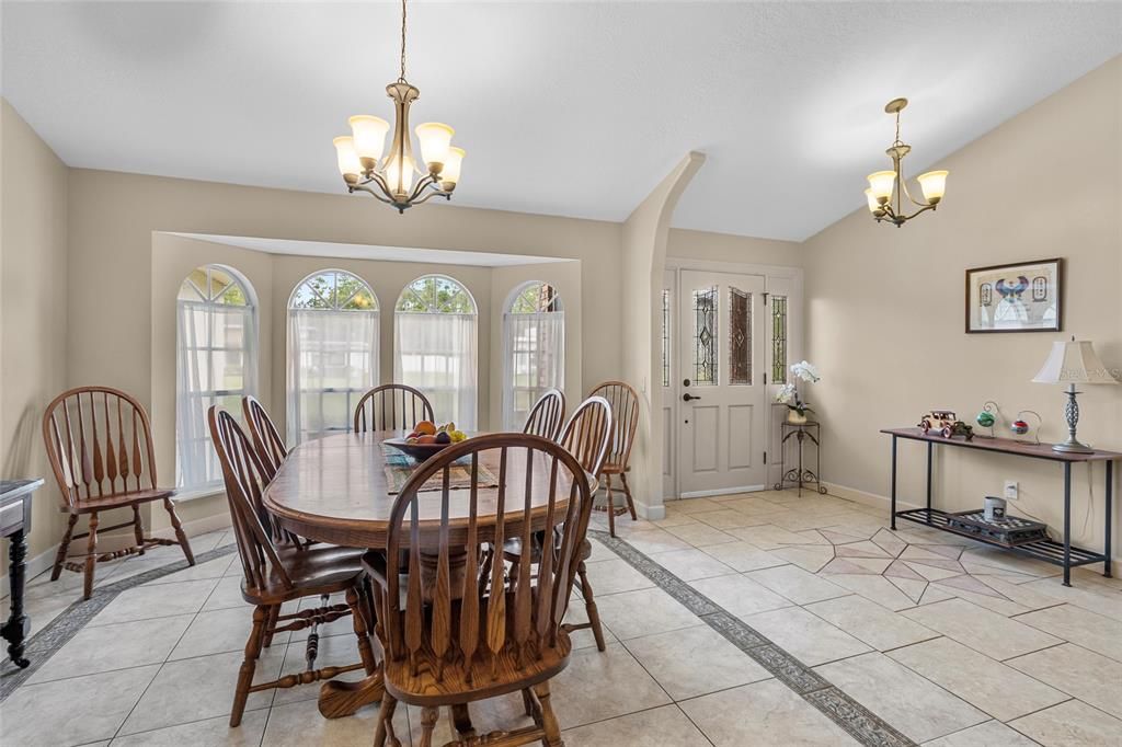 Chandelier, Dining room, Interior